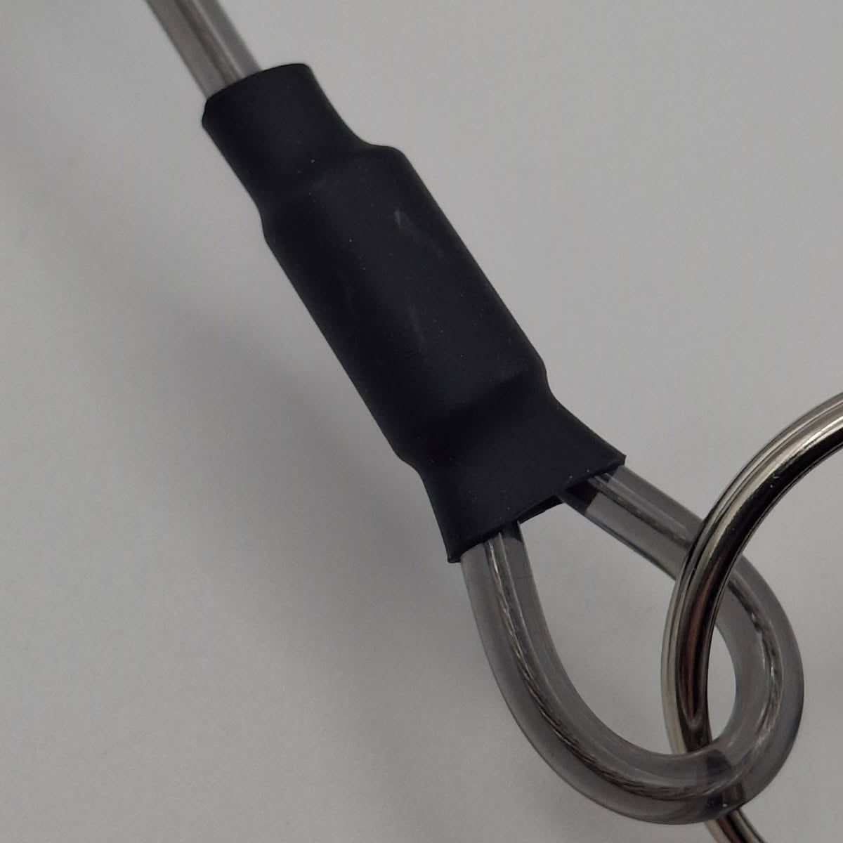 Steel lined fishing lanyard
